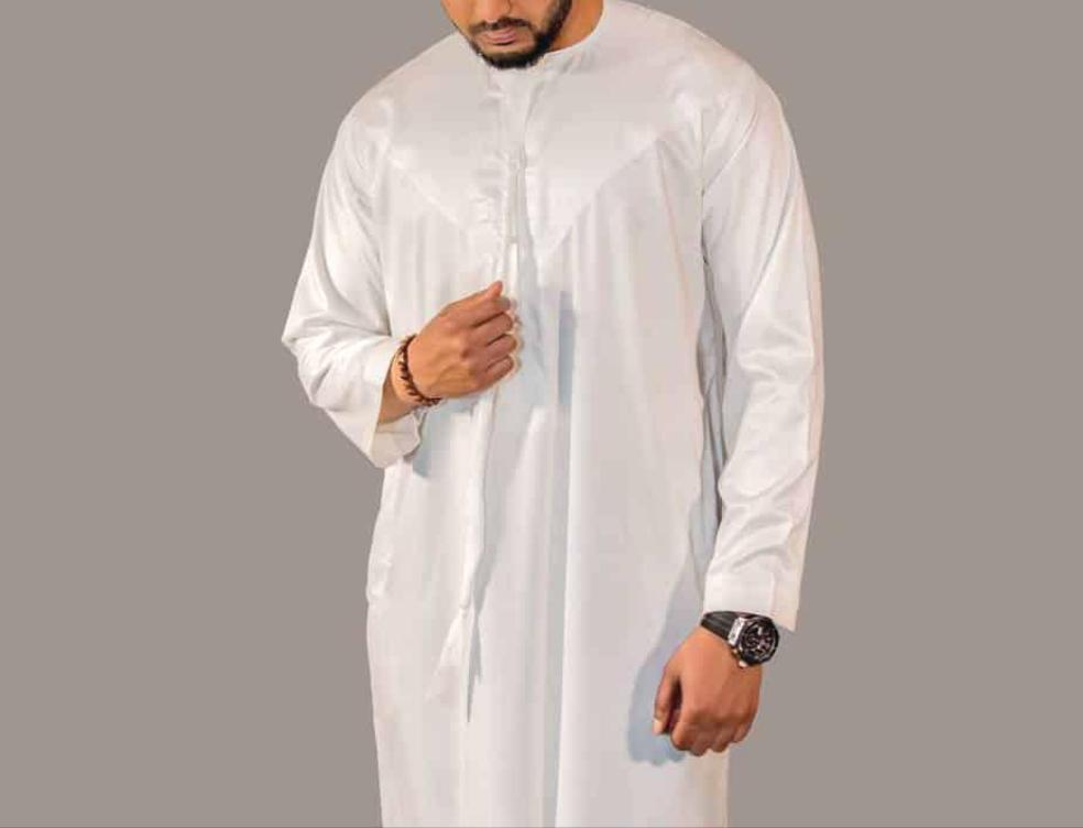 White Emirati Thobe | Islamic Men’s Apparel | Hub Alhaya 